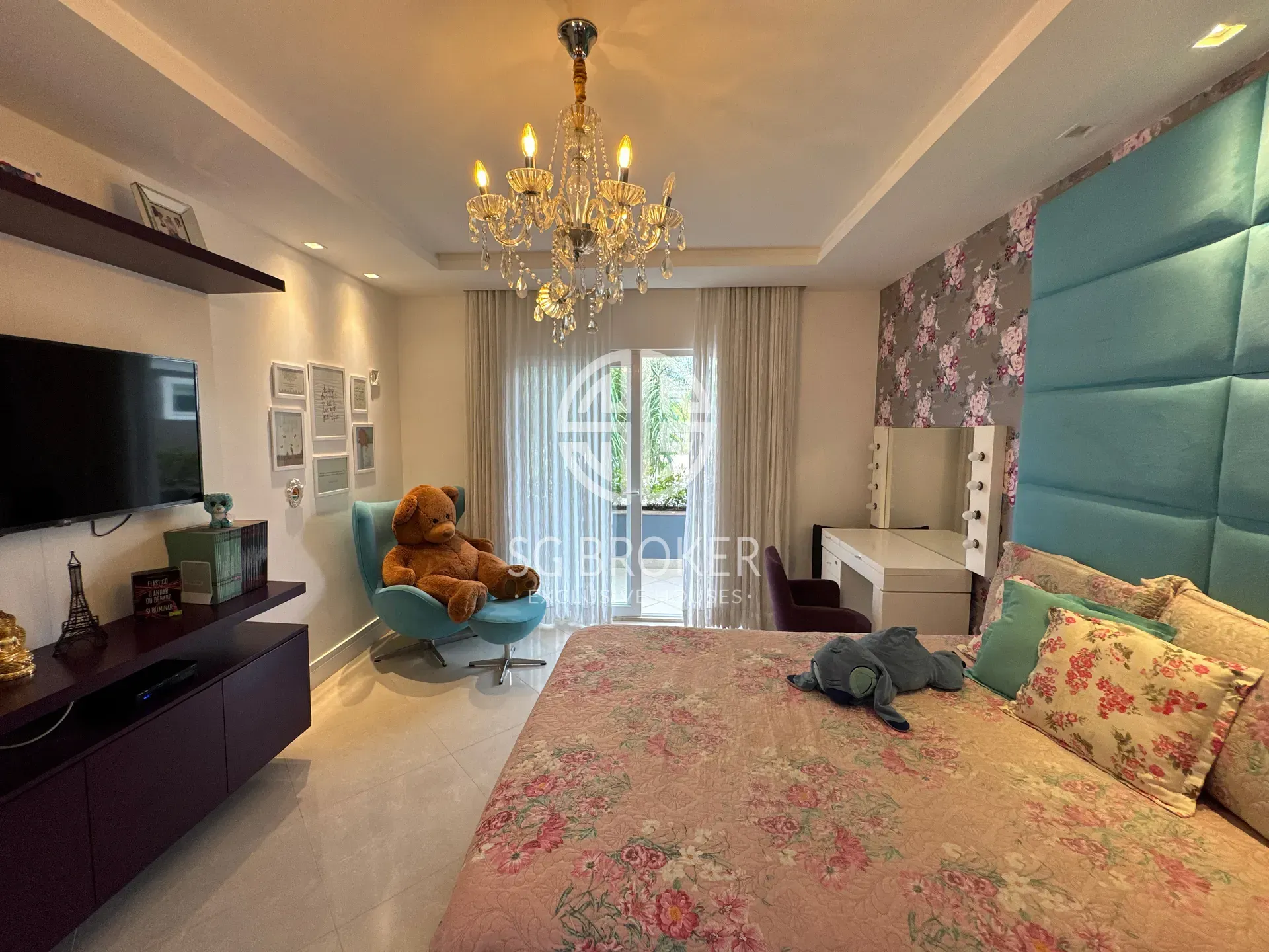 Casa para locação com 5 quartos e churrasqueira na varanda — photo 49