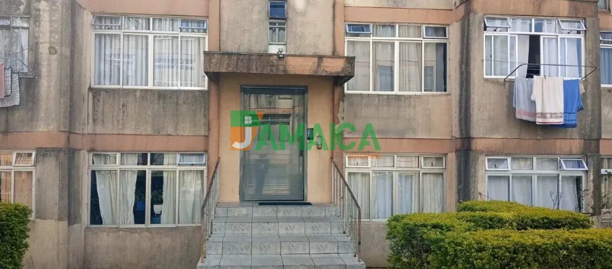 Квартира з 2 спальнями та дерев'яною підлогою або ламінатом — photo 9