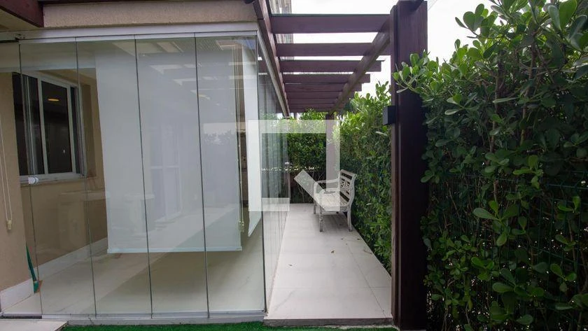 Furnished house, 118 m², with a glass-enclosed balcony — photo 34