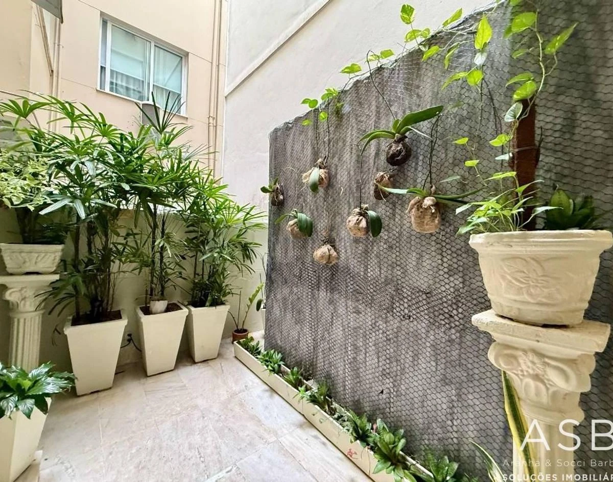 Furnished apartment with 2 en-suite bedrooms — photo 22