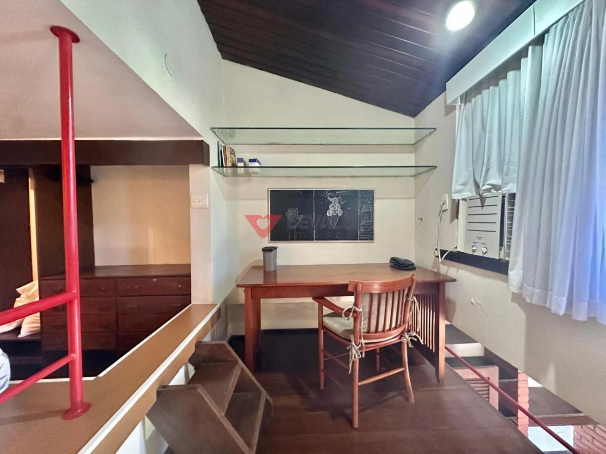 Cobertura linear com 300 m² e 5 quartos — photo 43