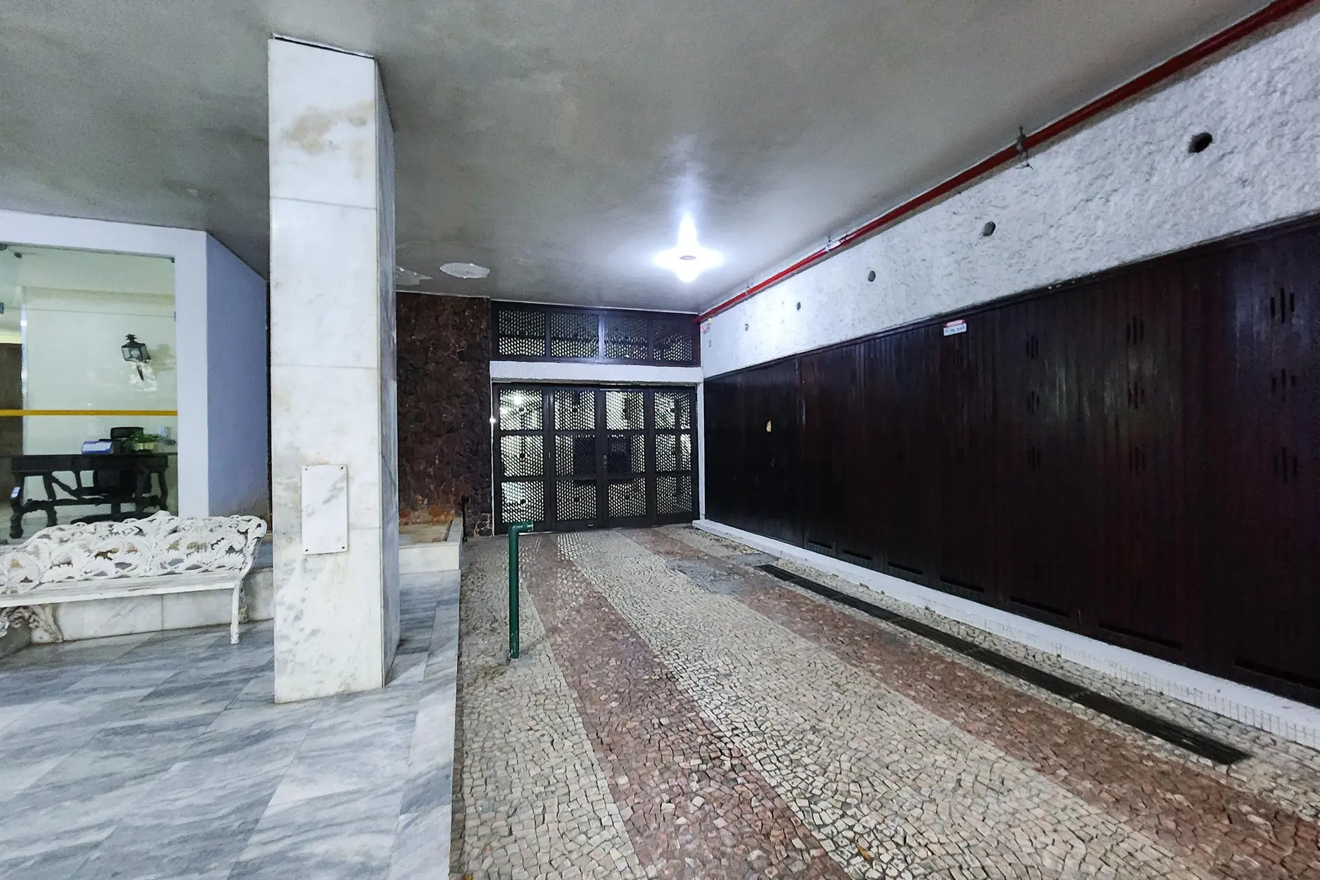 5-bedroom apartment with a mountain view in Rio de Janeiro — photo 17