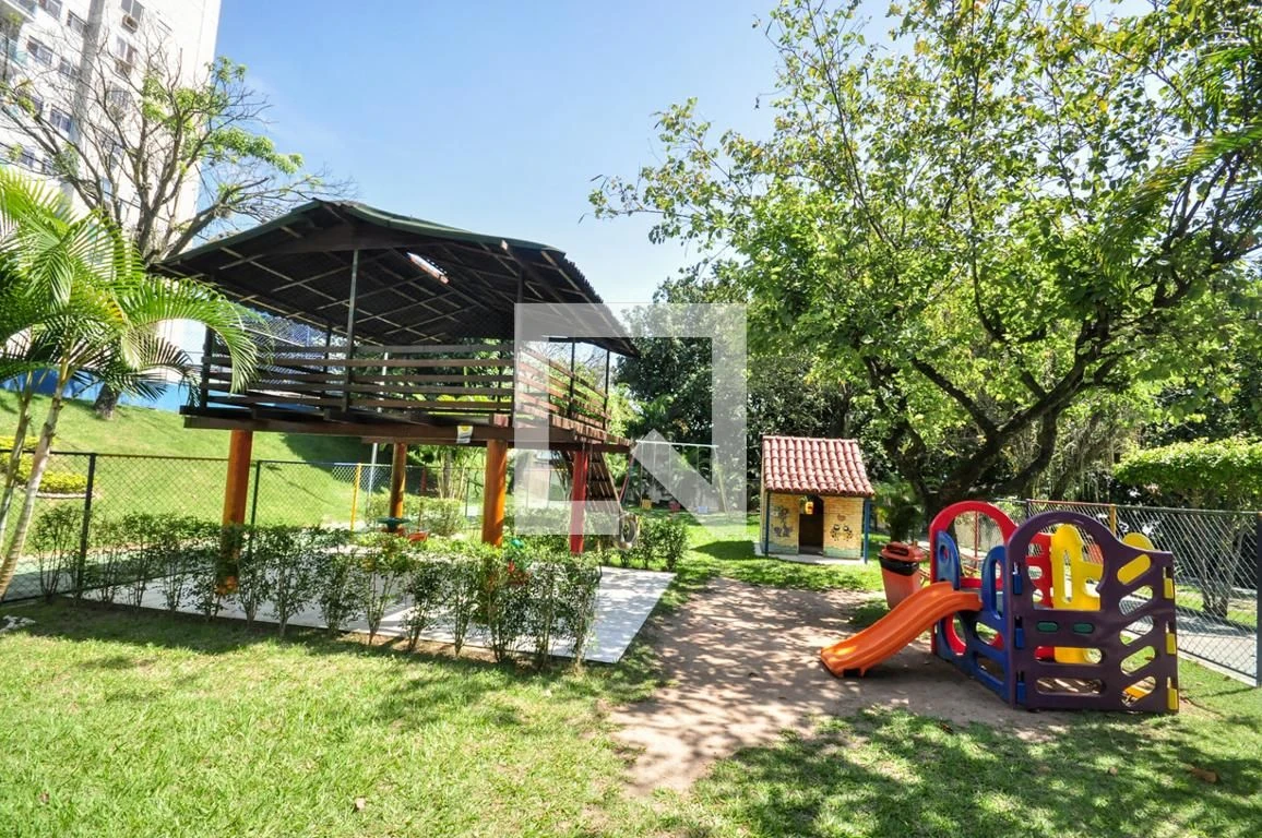 Furnished apartment with 2 bedrooms and a balcony — photo 37
