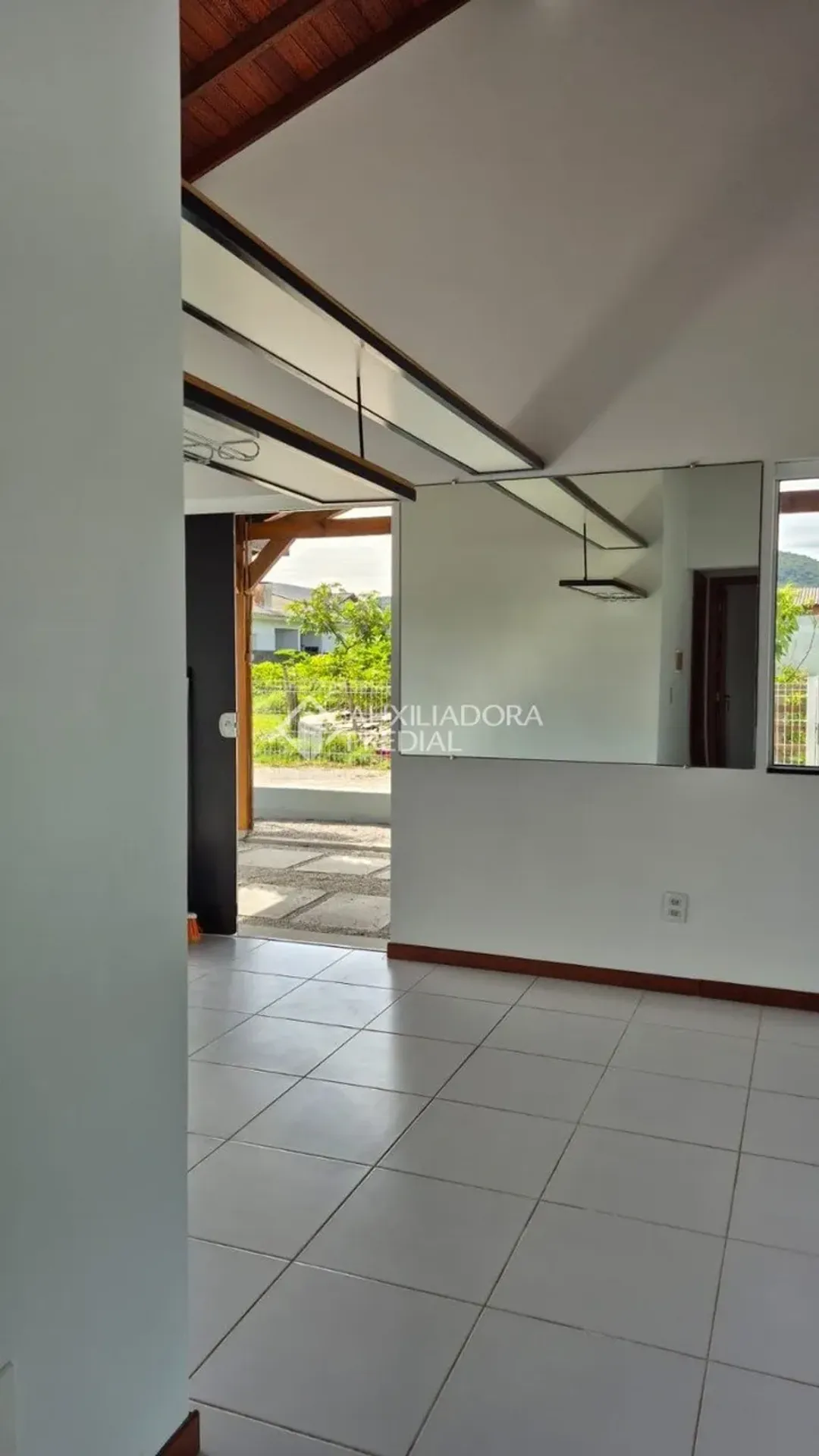 House with 2 bedrooms and private garden — photo 6