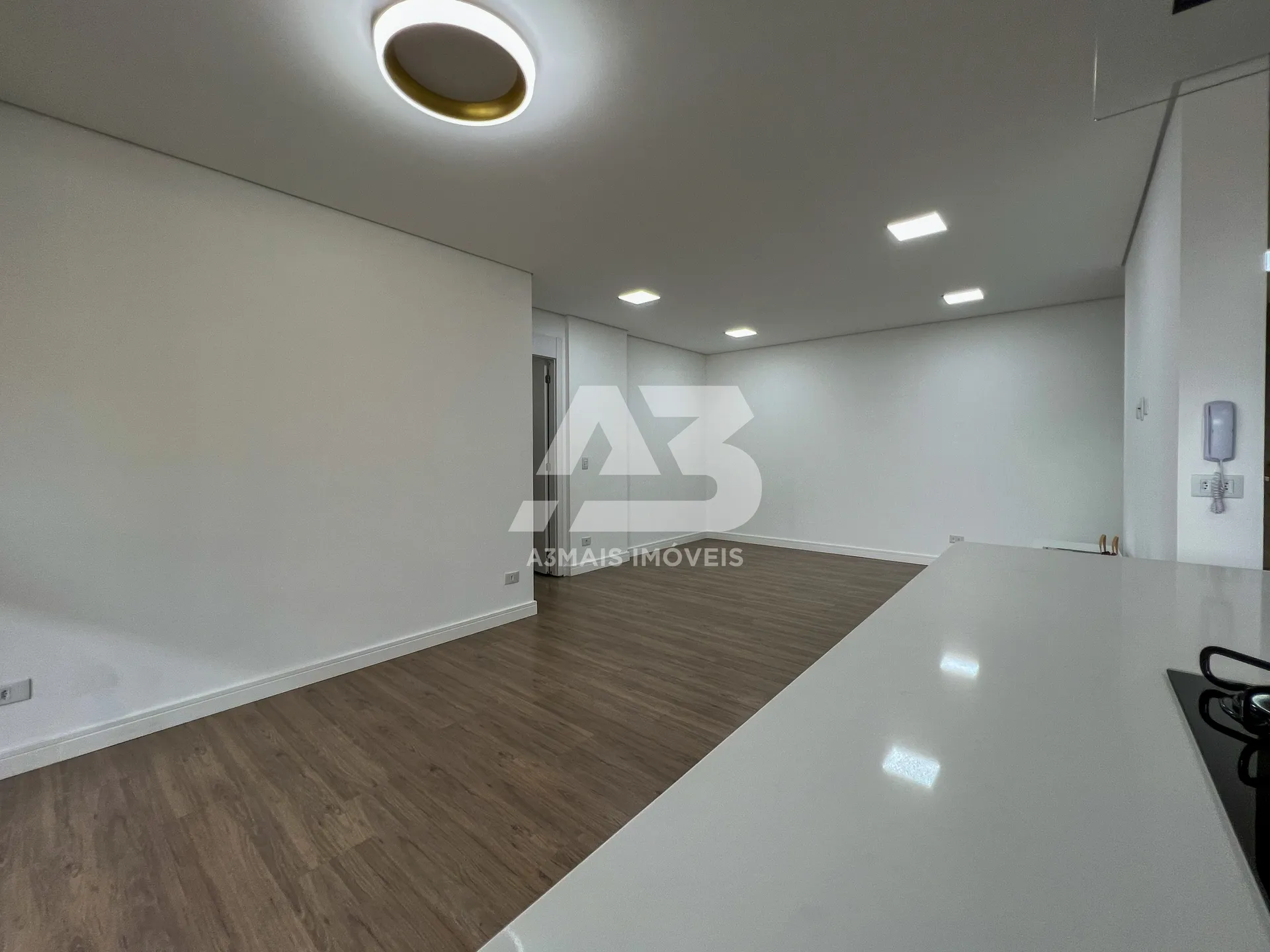 103 m² apartment with an open-plan gas kitchen — photo 24
