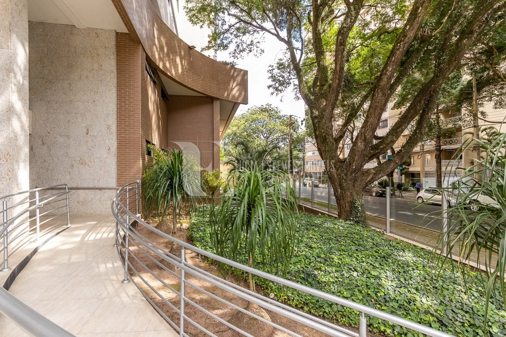 1-bedroom apartment with a private BBQ area — photo 38
