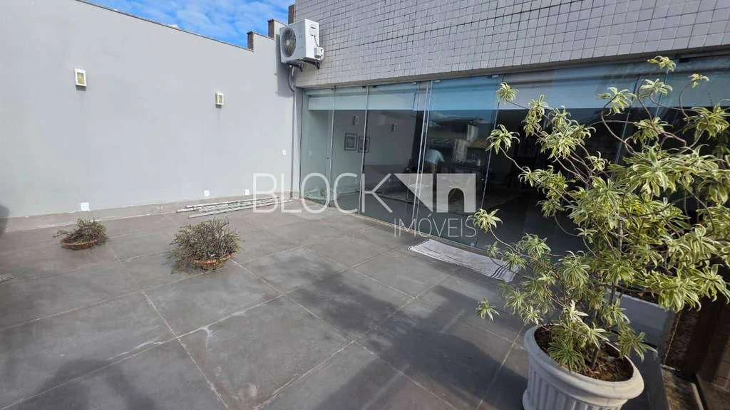 Furnished 400 m² apartment with 3 en-suite suites — photo 3