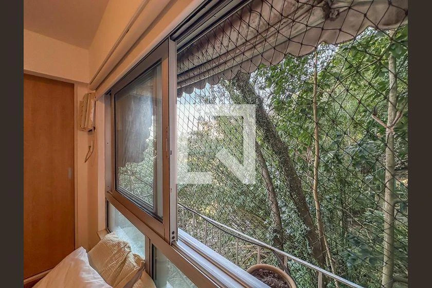 Furnished apartment with 2 bedrooms and 80 m² — photo 38