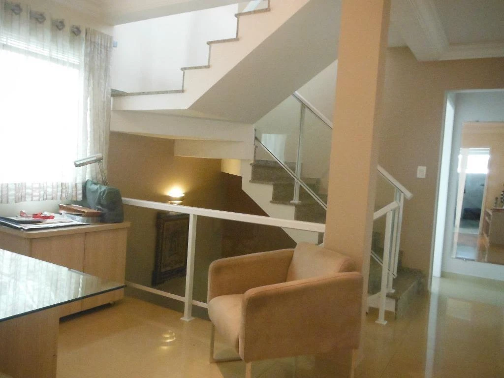 Casa mobiliada com 4 suítes e cozinha em conceito aberto — photo 44