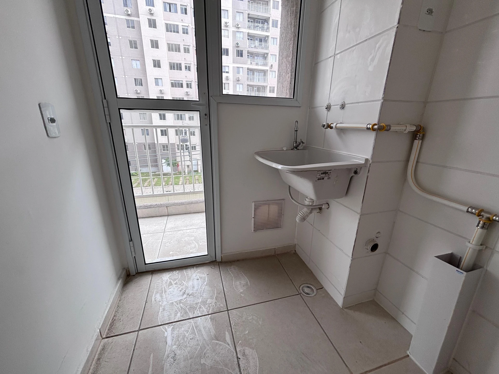 Квартира з 2 кімнатами, власною ванною і балконом — photo 27
