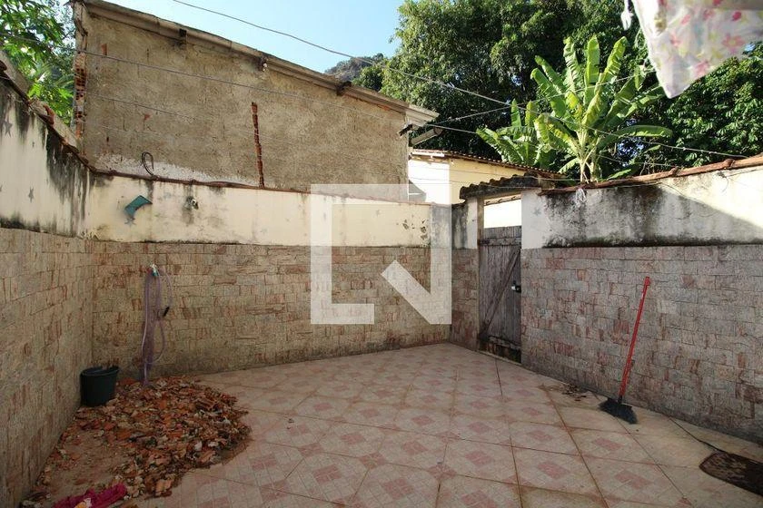 Furnished 140 m² house with 3 bedrooms and 3 bathrooms — photo 38