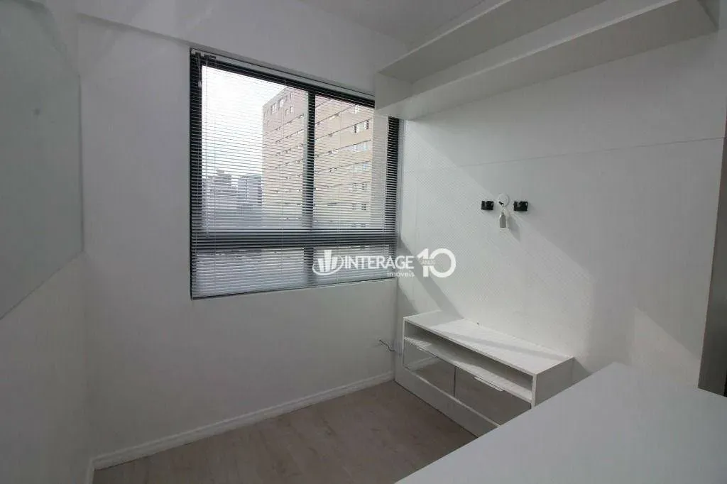 Semi-furnished 1-bedroom apartment with 21 m² — photo 5