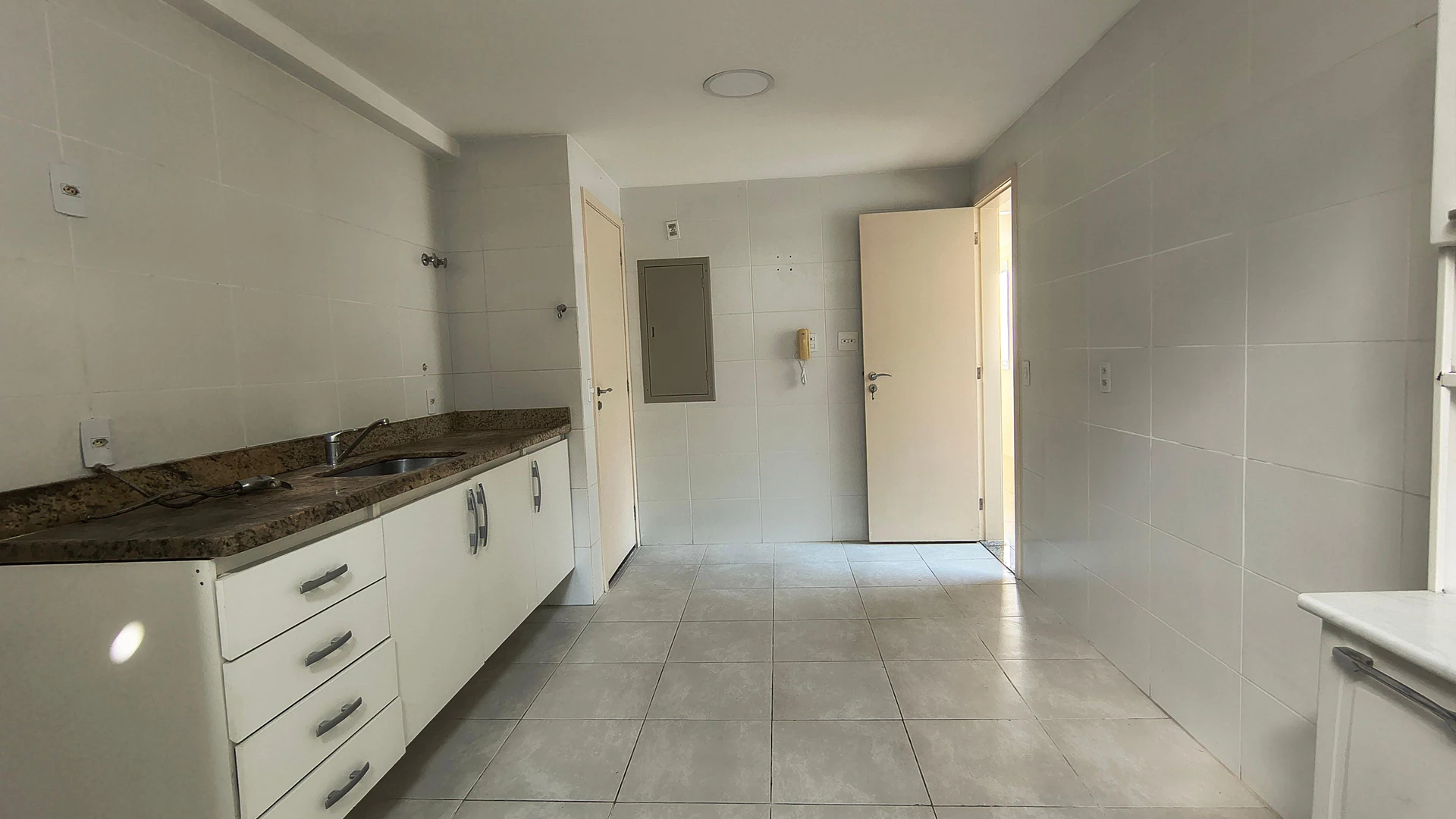 Apartamento para alugar com 4 quartos e 4 banheiros — photo 9