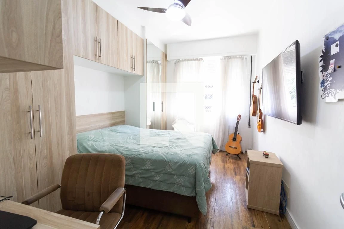 125 m² apartment with a jacuzzi and a bathtub — photo 29