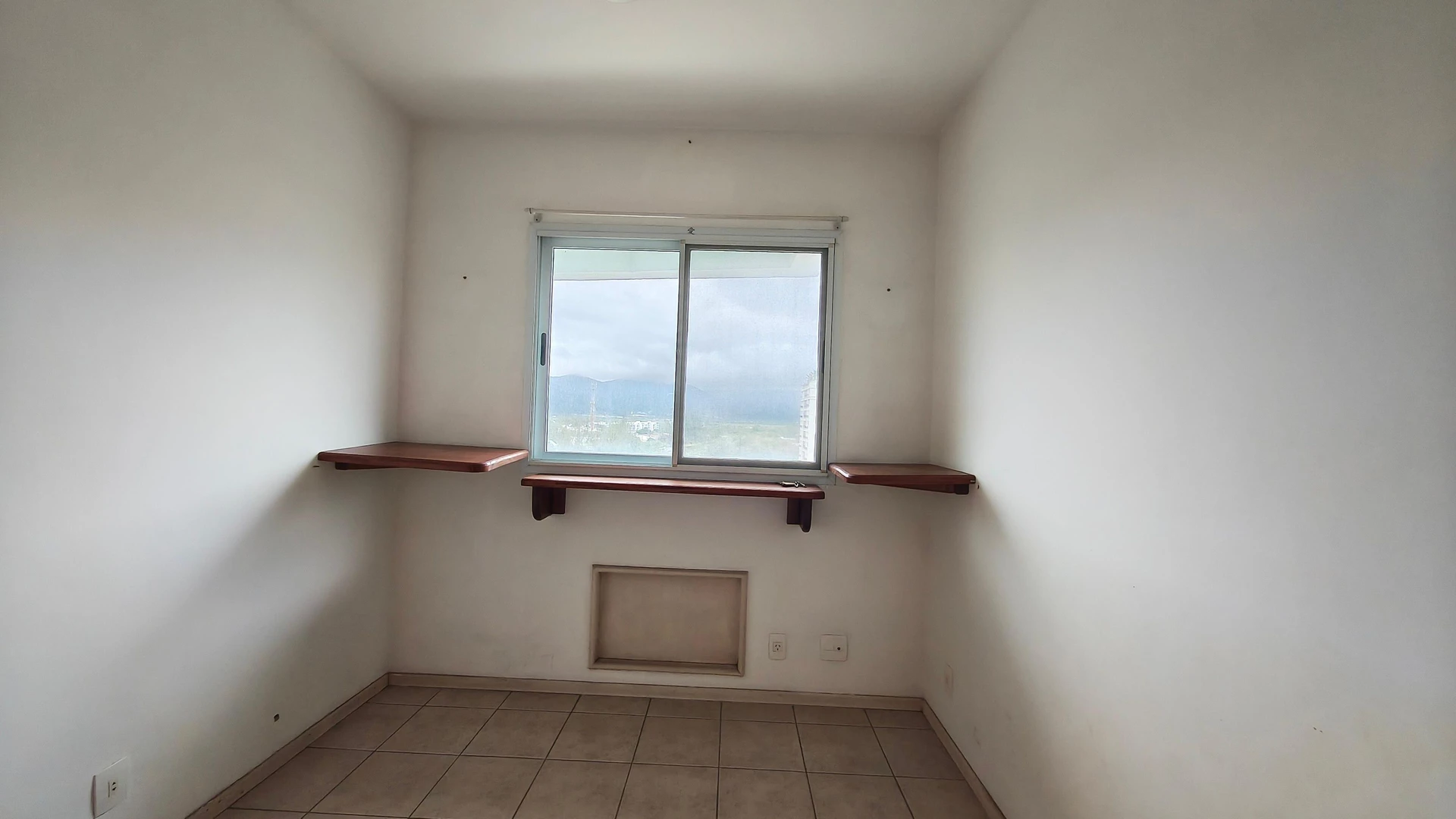 2-bedroom apartment in a building with a sauna — photo 26