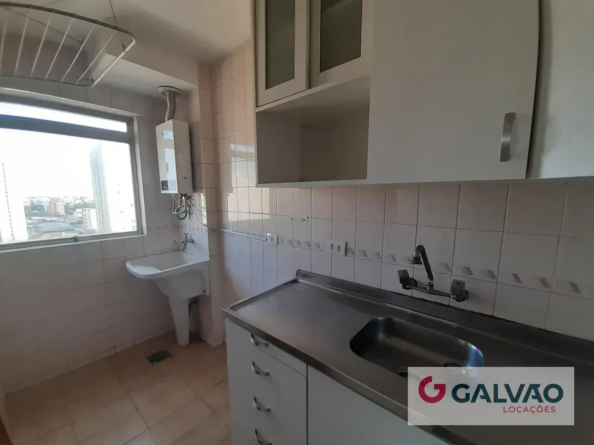 Квартира з 1 спальнею 70 м² і на 13 поверсі