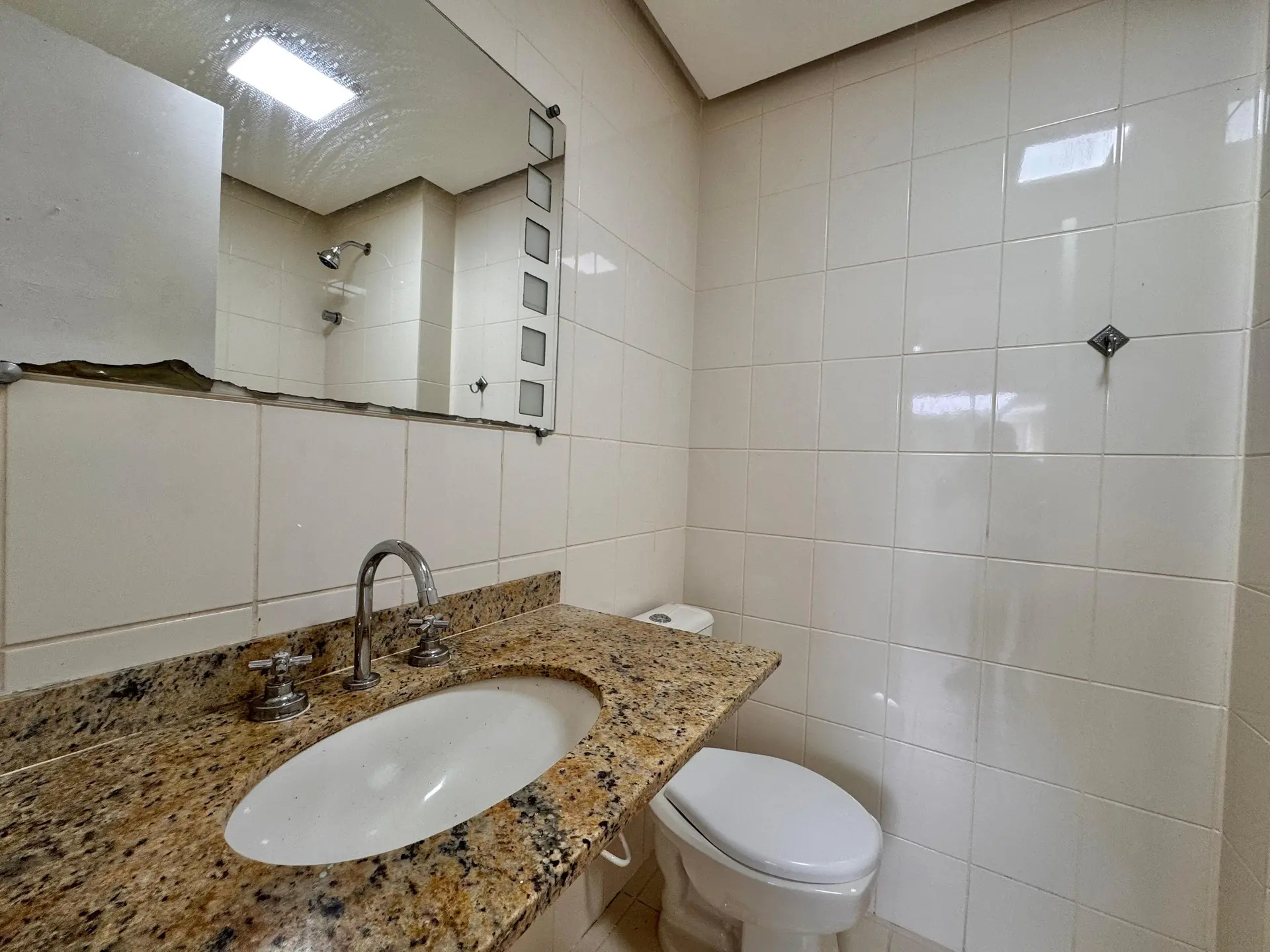 4-bedroom apartment with balcony and private BBQ grill — photo 57