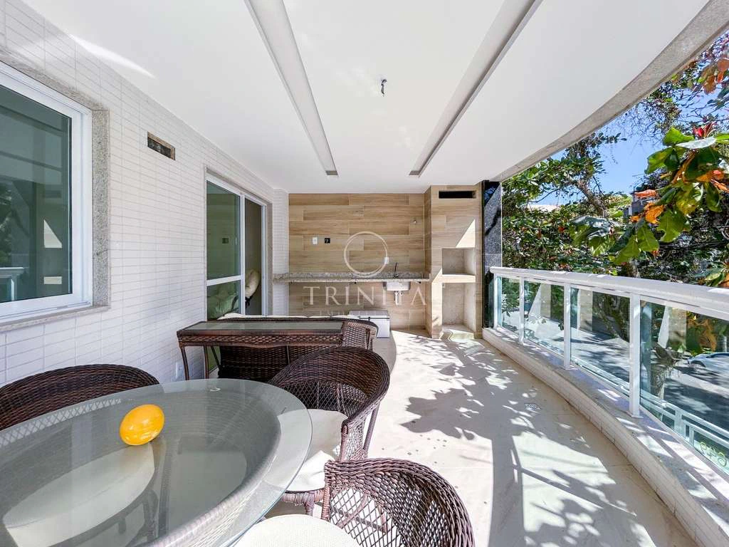 3-bedroom apartment with a gourmet balcony — photo 2