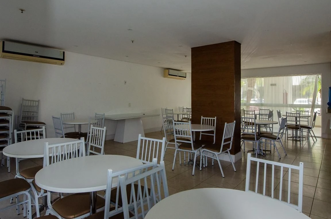 91 m² apartment with a home office and a mountain view — photo 17