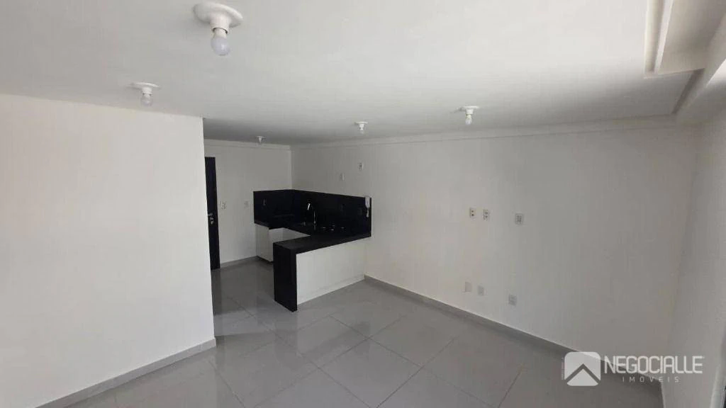 1-bedroom flat with open-plan gas kitchen, 28 m² — photo 3