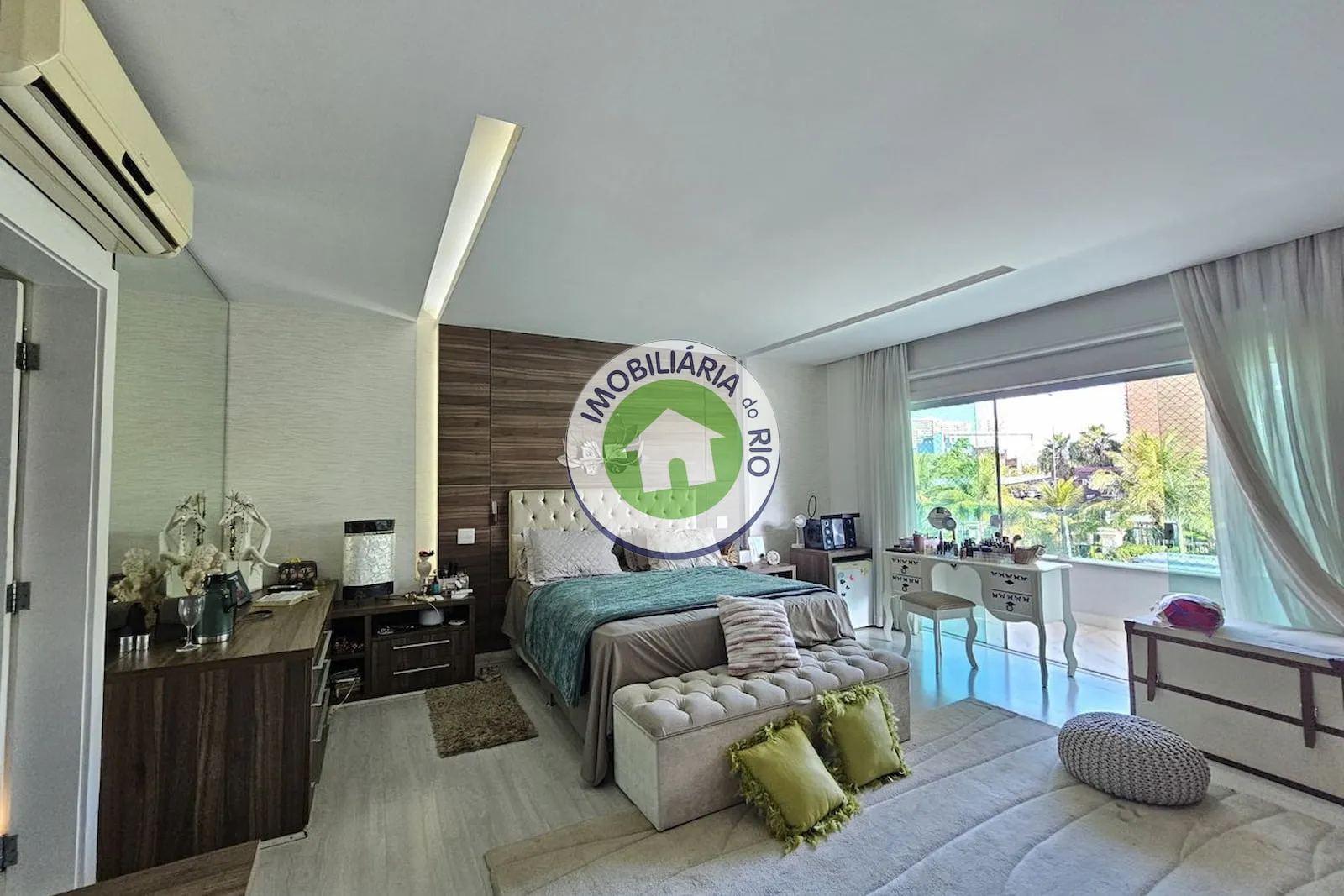 Casa com 5 quartos e 5 banheiros, cozinha fechada — photo 59