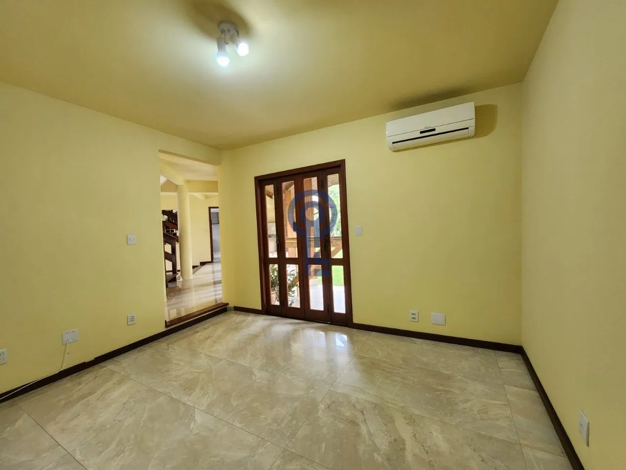 Condo house with 4 bedrooms and a private garden — photo 57