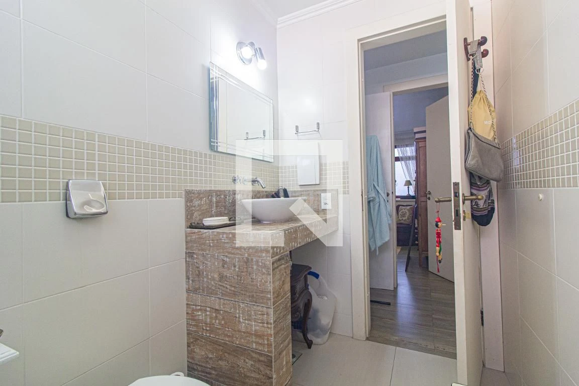 Ванна та 4 спальні: будинок 350 м² — photo 2