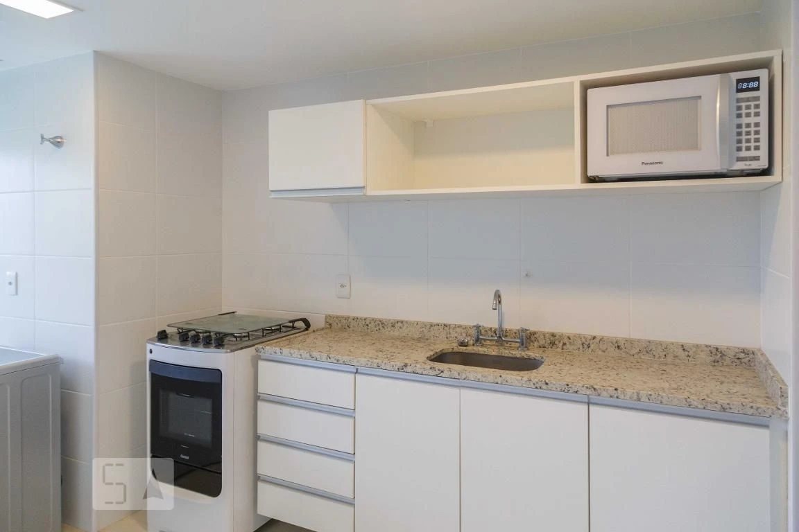Furnished 2-bedroom apartment with gas open-plan kitchen — photo 14