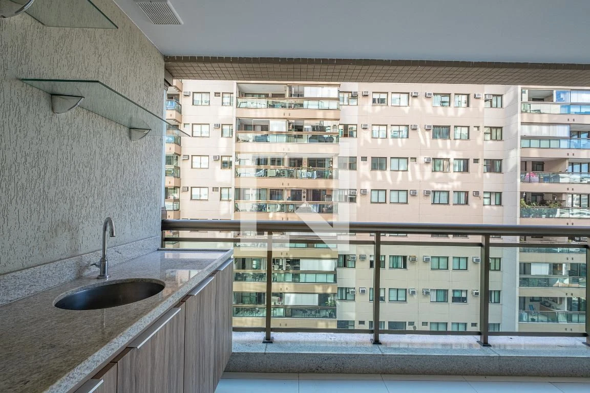 3-bedroom apartment in a building with a sauna — photo 18
