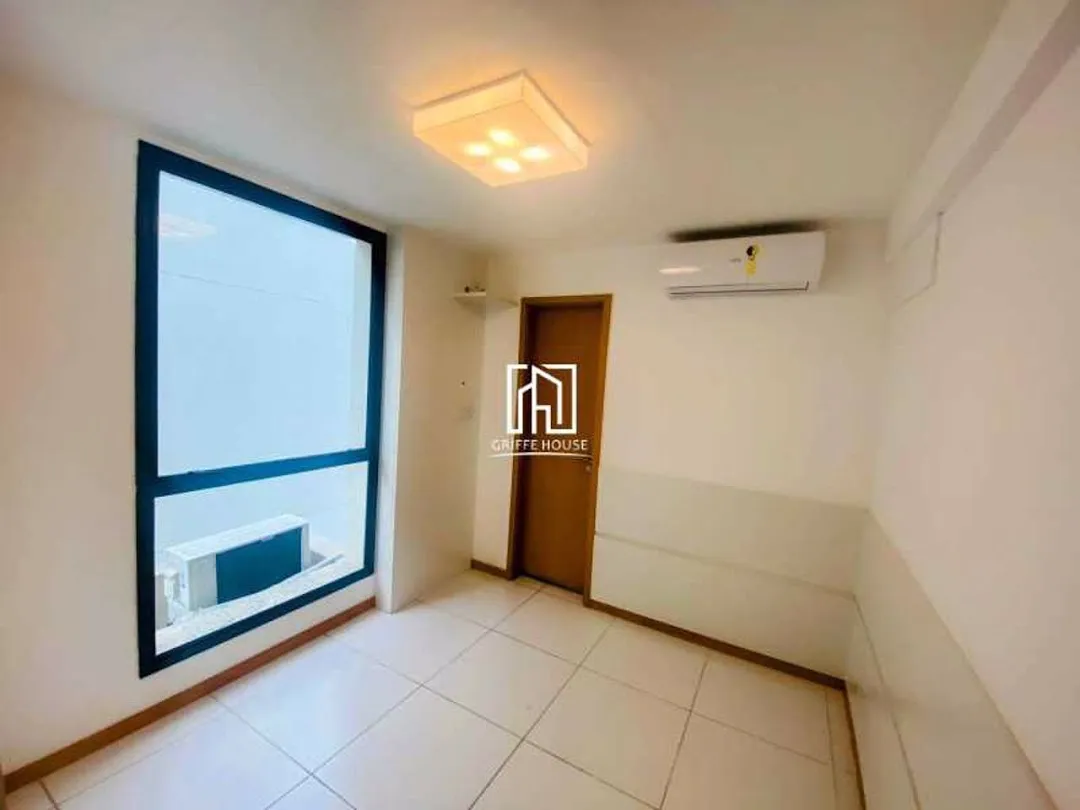House, 200 m², with a grill on the balcony — photo 8
