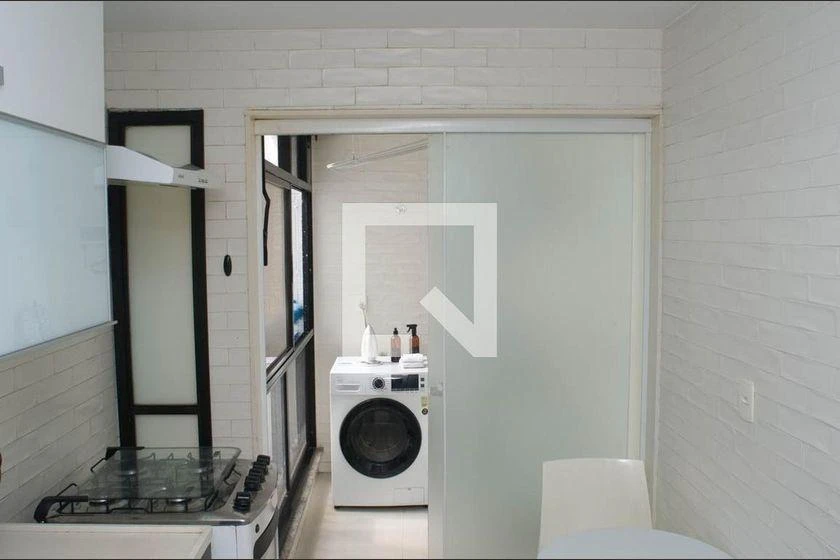 Furnished apartment, 105 m², with floor-to-ceiling windows — photo 19