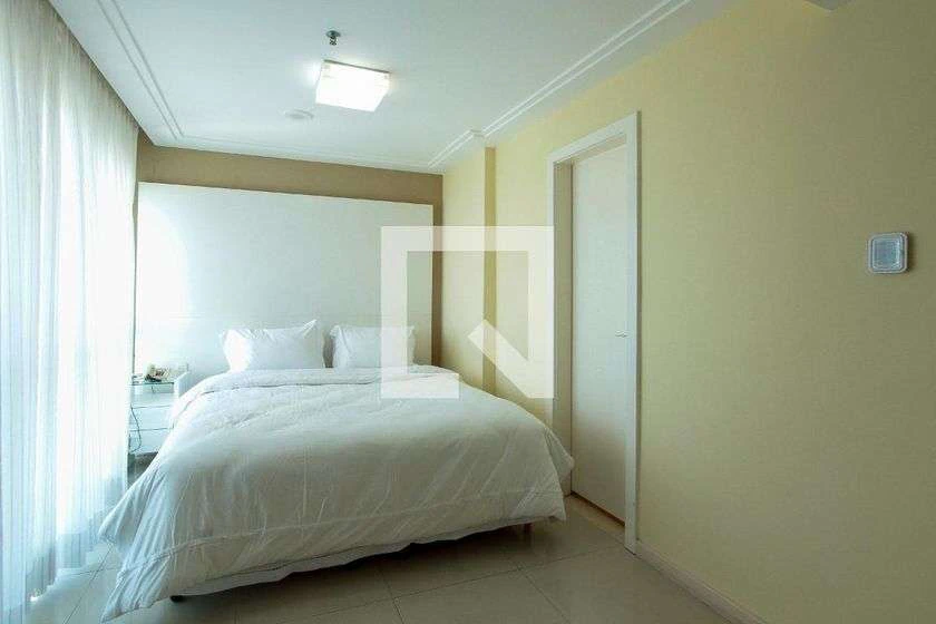 Furnished 120 m² apartment with 2 en-suite bedrooms — photo 19