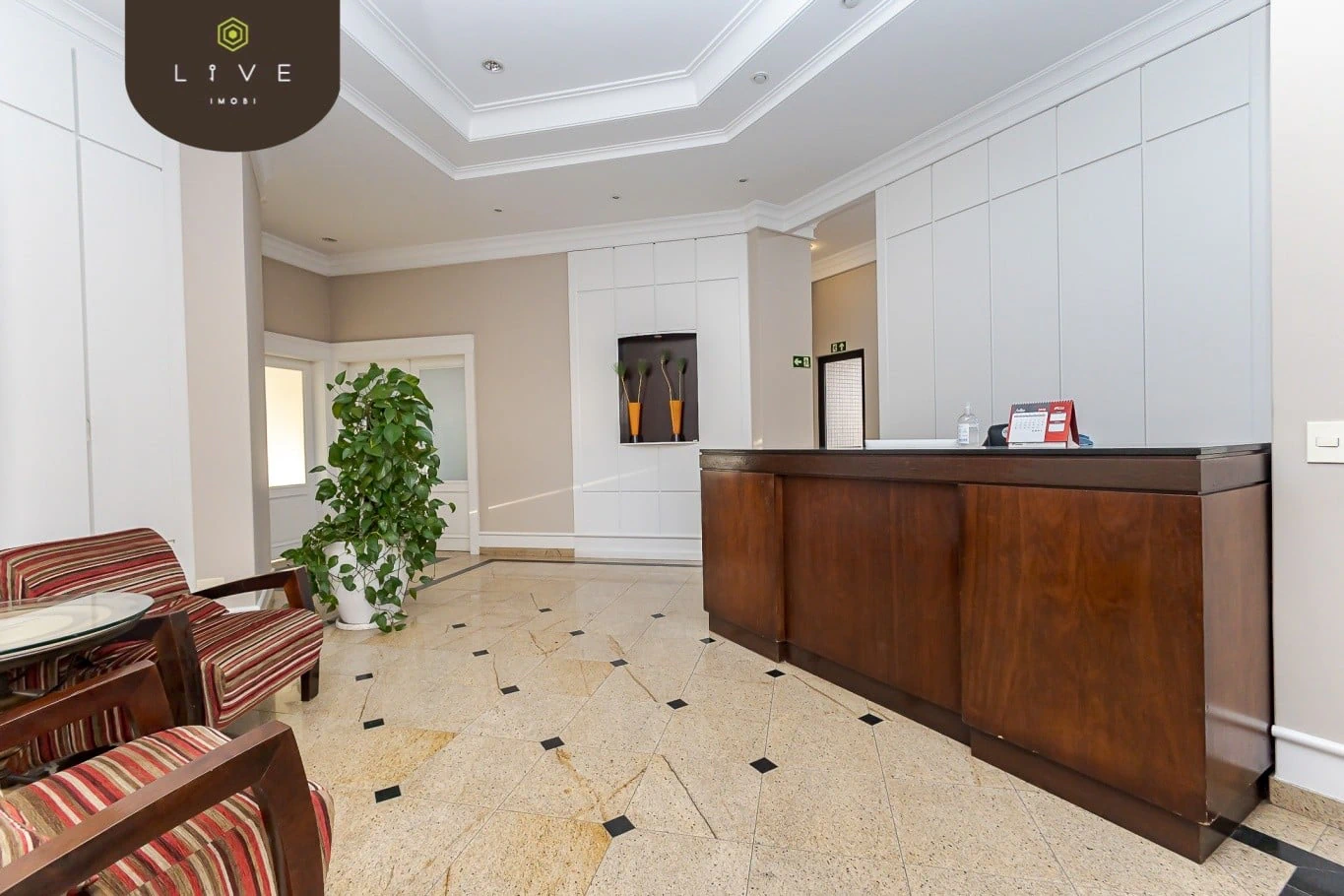 3-bedroom apartment with glazed balcony and private BBQ — photo 29
