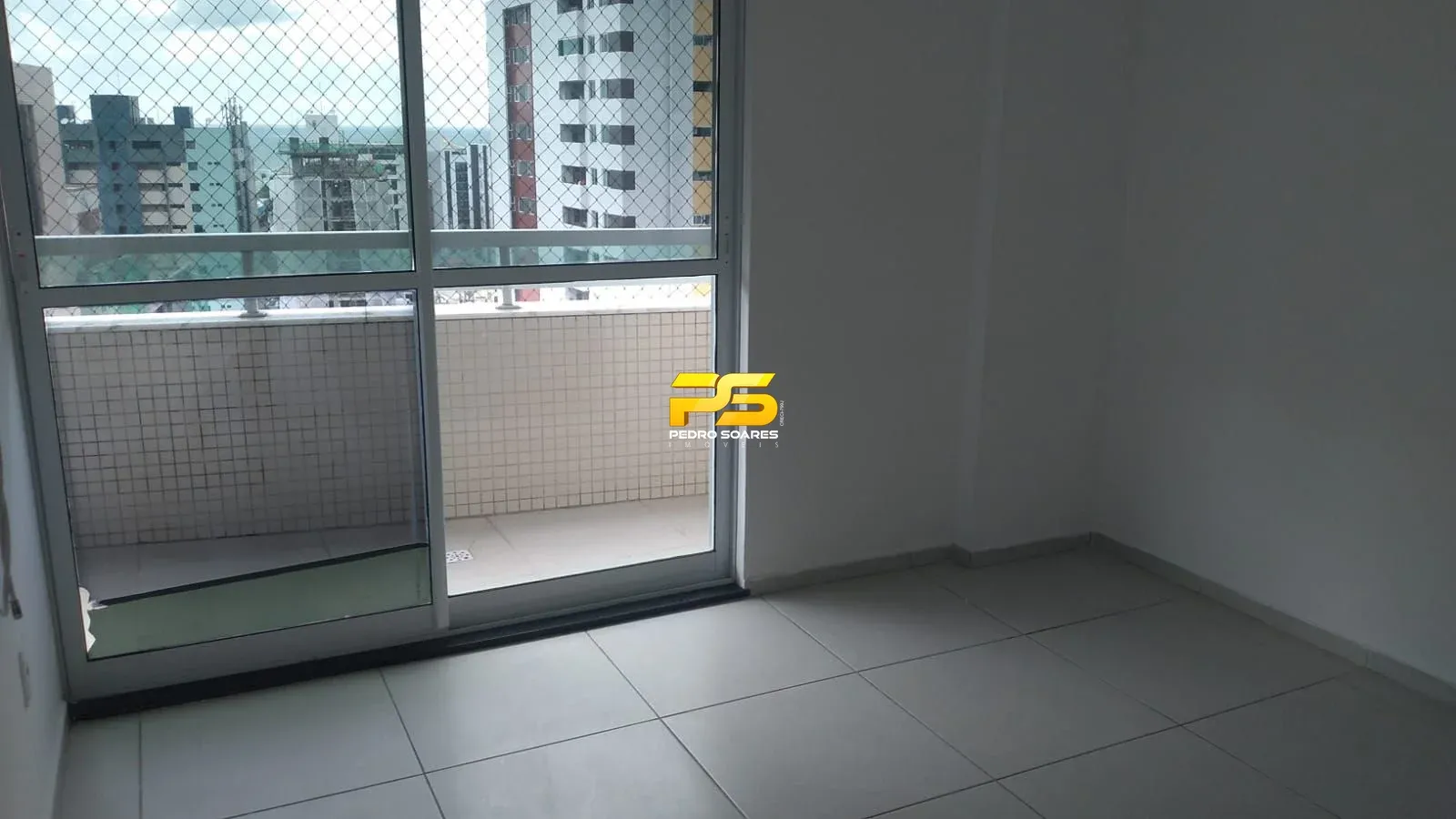 2-bedroom apartment with 2 parking spaces — photo 3