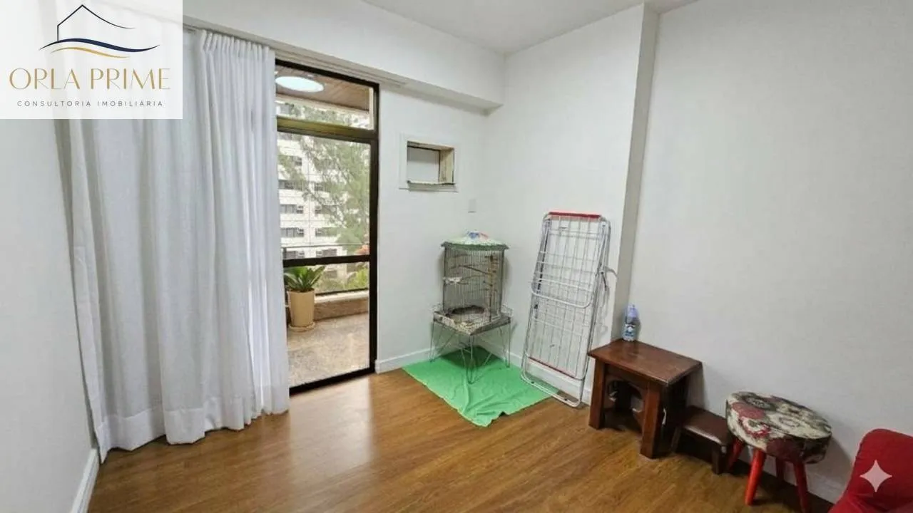 4-bedroom apartment with a water view in Rio de Janeiro — photo 18