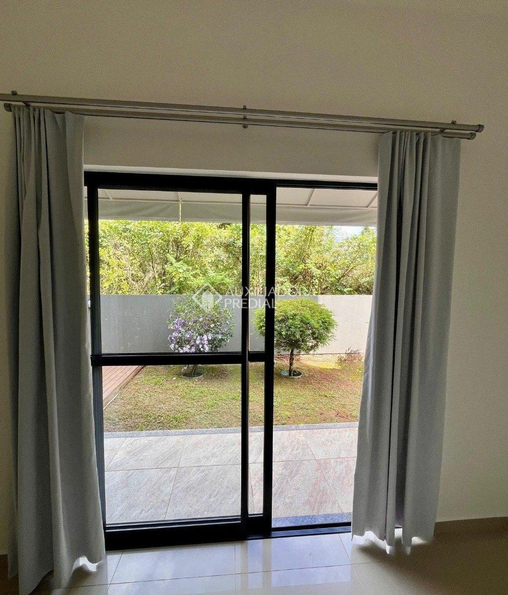 Mountain view in a 2-bedroom apartment, 80 m² — photo 15