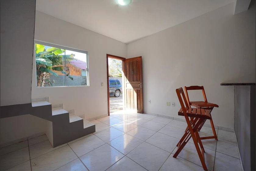 2-bedroom house with open-plan kitchen