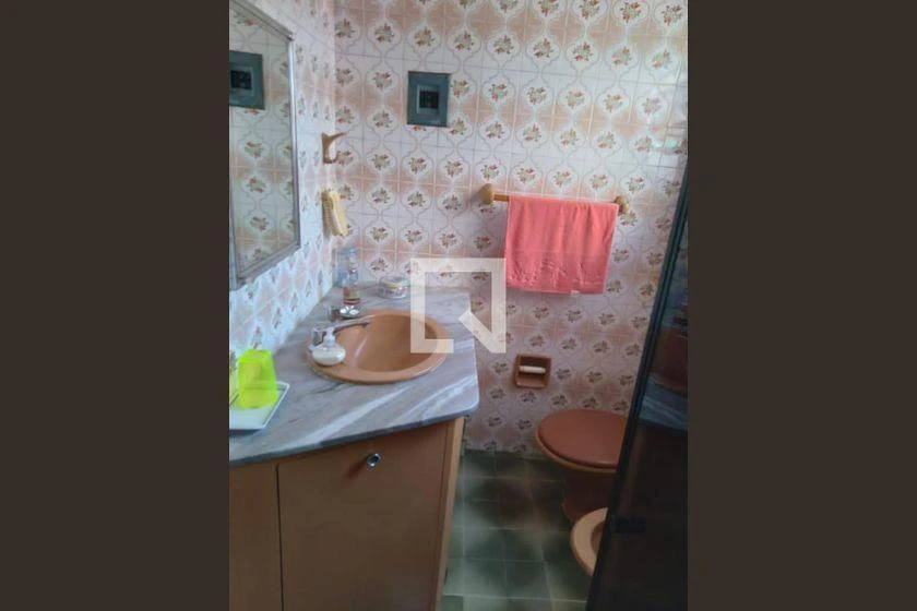 Furnished 3-bedroom house with 350 m² — photo 33