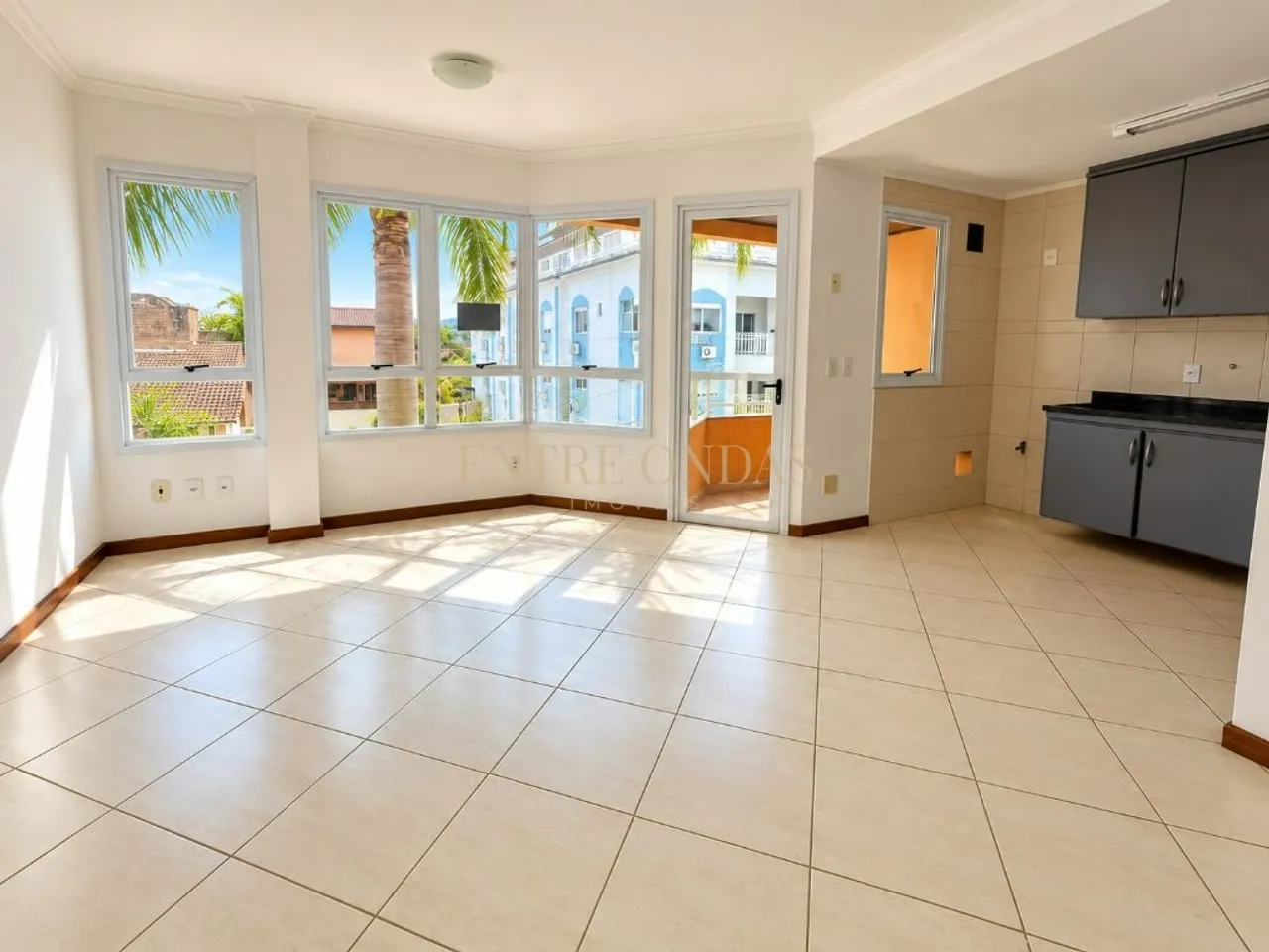 One-bedroom, 46 m² apartment in Florianópolis — photo 11