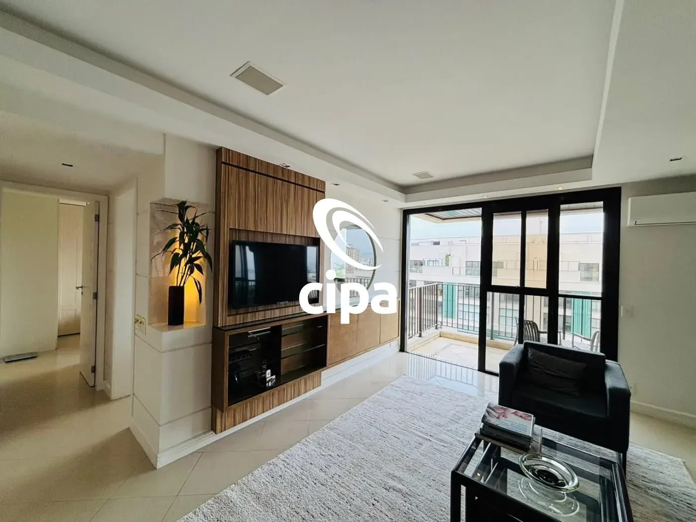2-bedroom apartment with a water view in Rio de Janeiro — photo 13