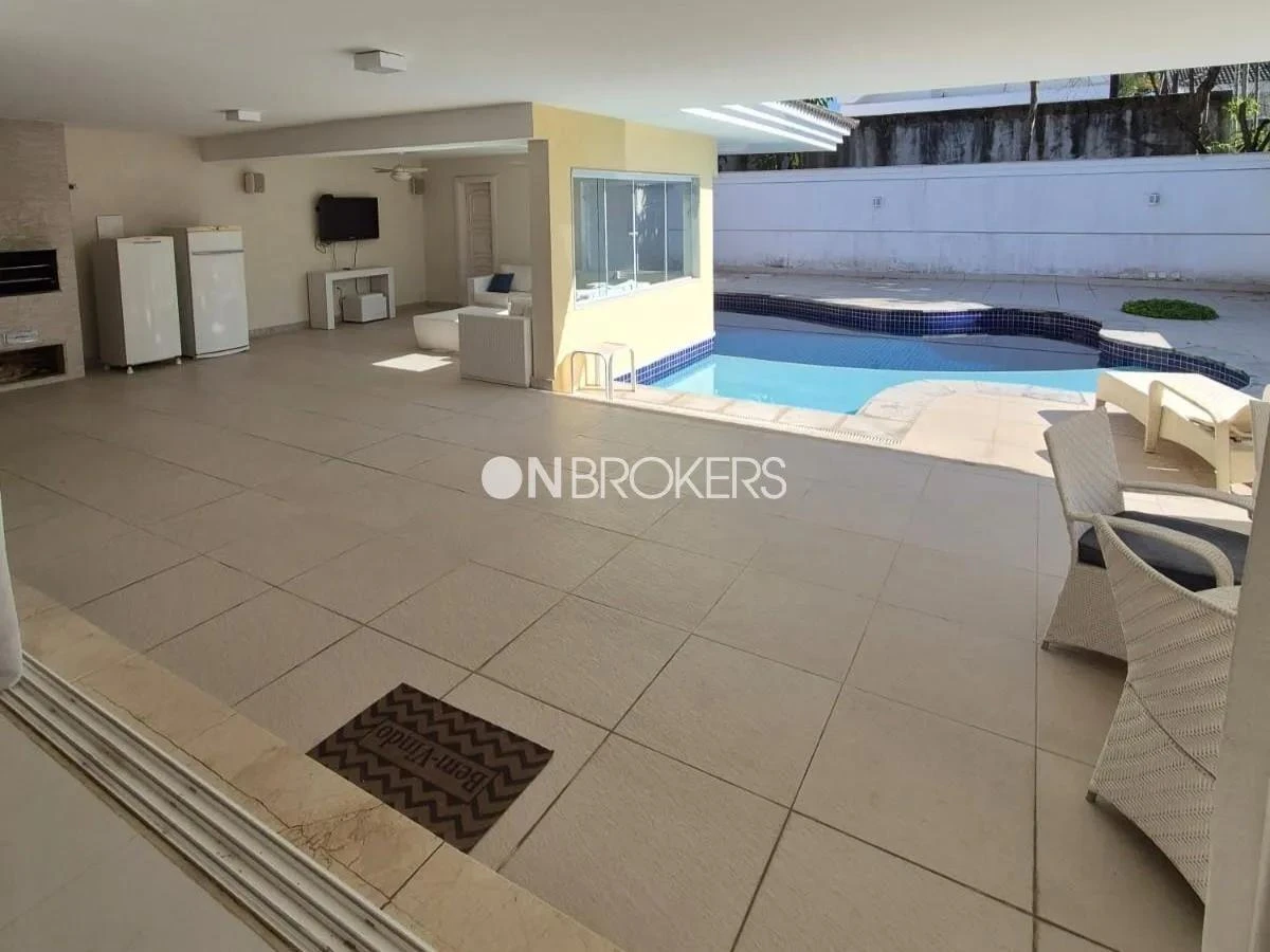 Casa amueblada con 4 suites y 600 m² y 3 plazas — photo 20
