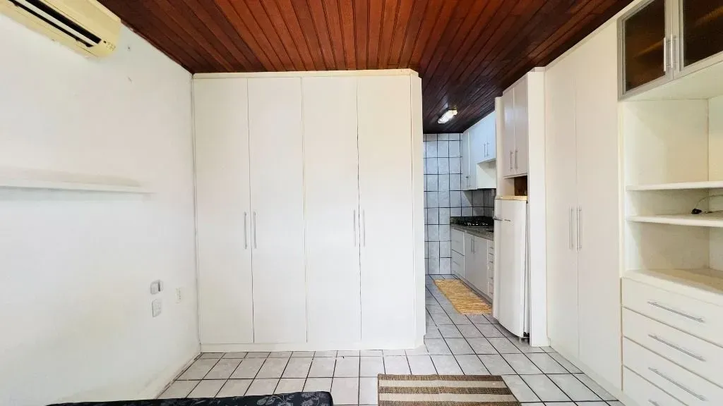 Дом 300 м²: 1 спальня и приватный сад — photo 13