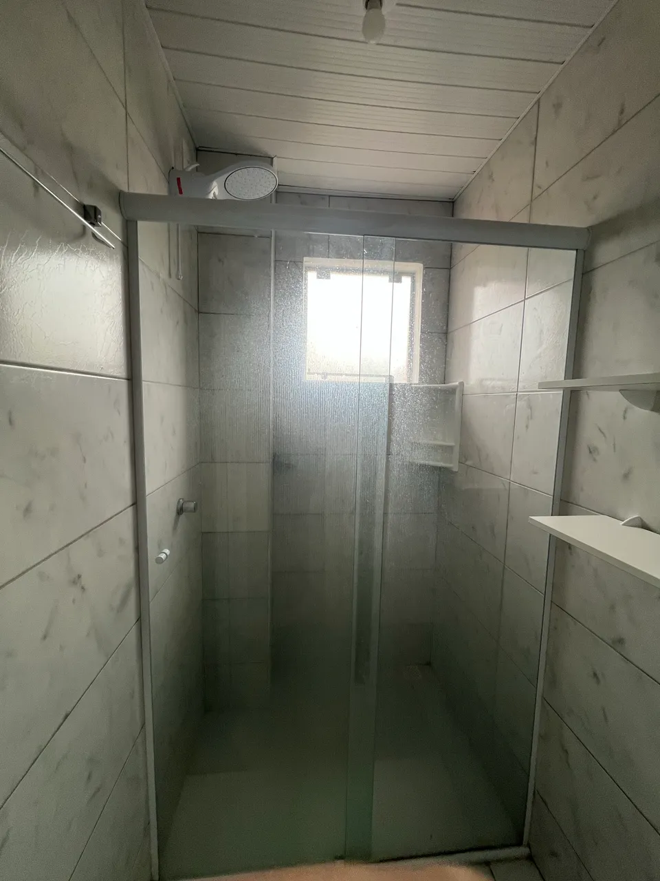 Furnished studio with 1 bedroom and 1 bathroom — photo 4