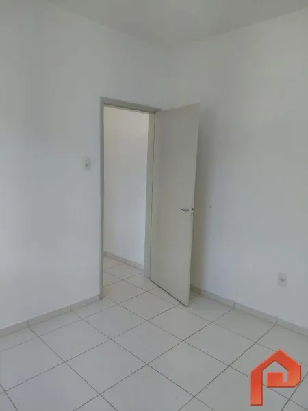 Apartamento con 2 dormitorios y cocina cerrada con cocina a gas — photo 11
