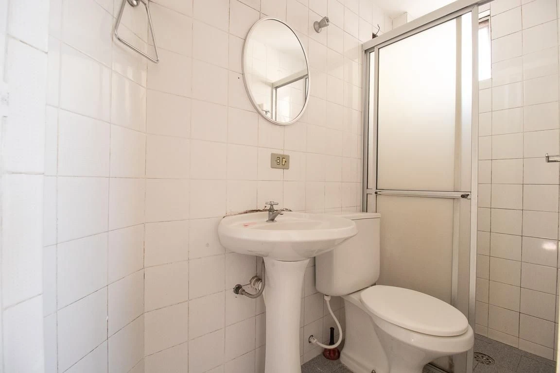 Apartment, 32 m², with wood or laminate floors — photo 12