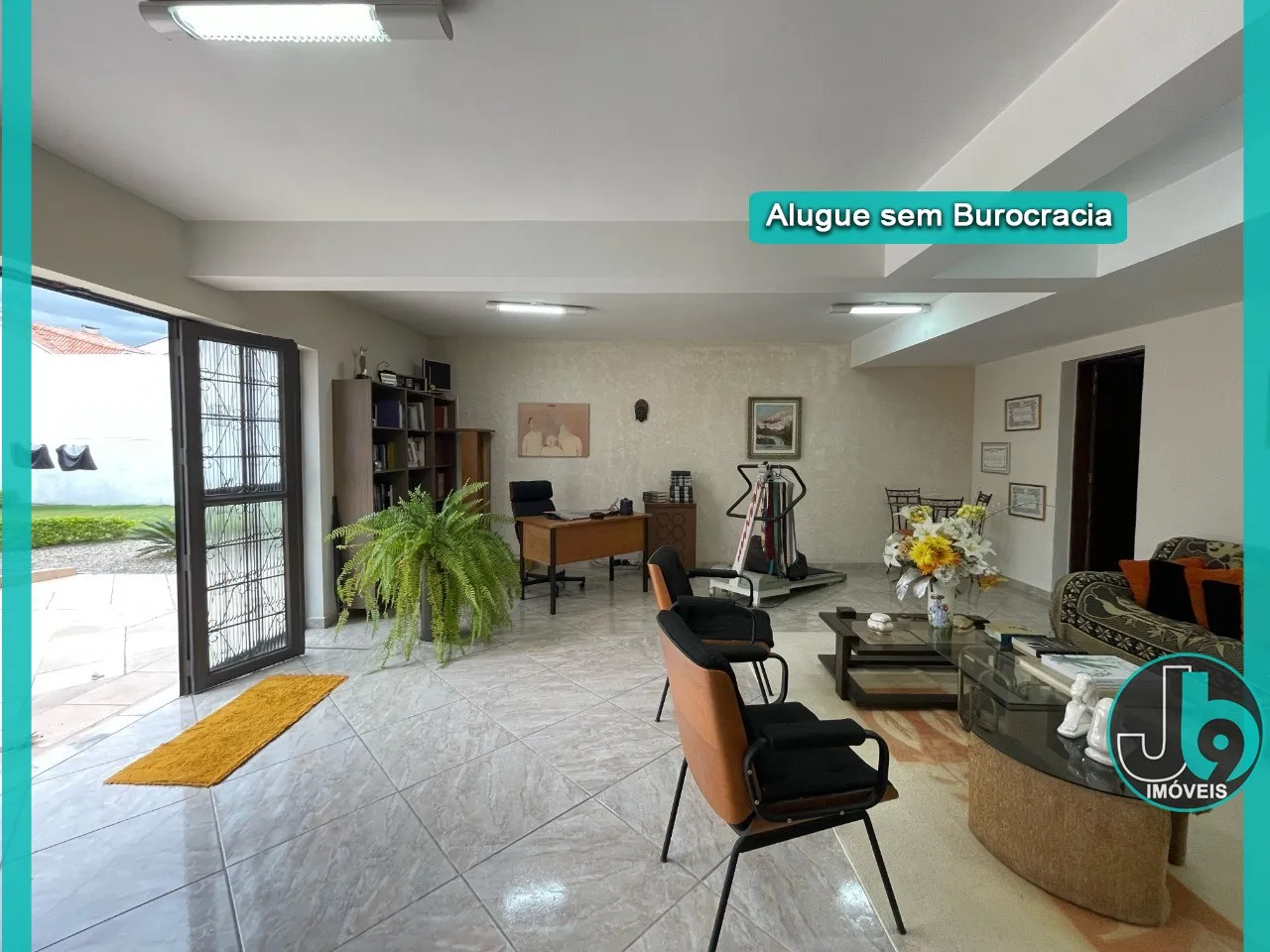 Furnished house with 5 bedrooms and 2 bathrooms — photo 42