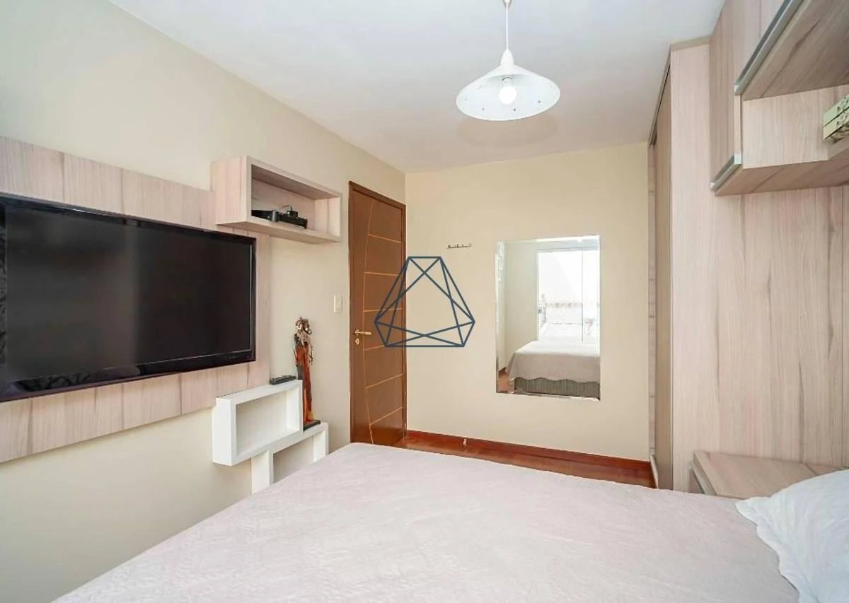 Washing machine in a 4-bedroom house, 210 m² — photo 18