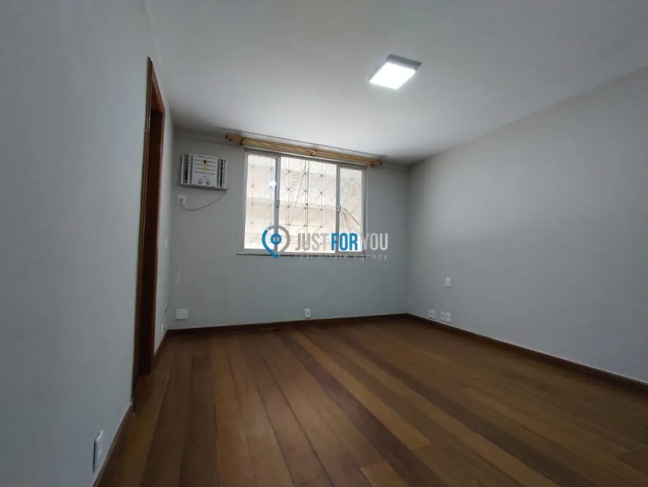 Apartamento com piso de madeira ou laminado, Barra da Tijuca — photo 16