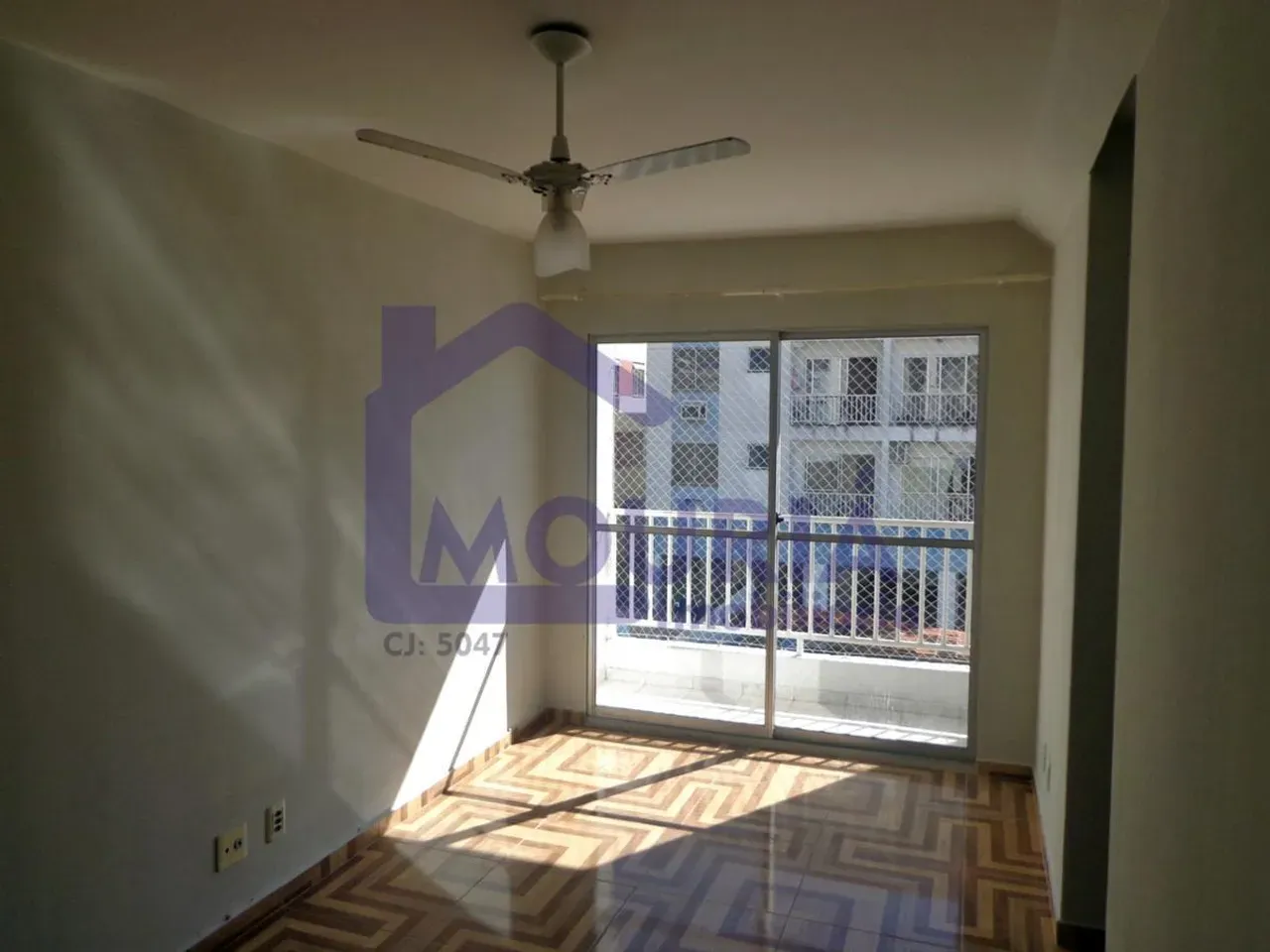2-bedroom apartment in a building with a pool — photo 3
