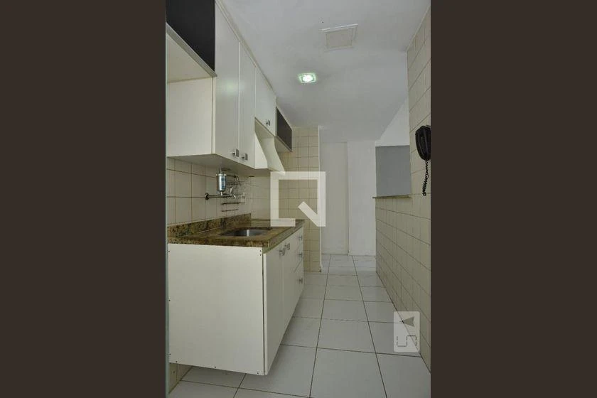 Apartamento de 2 quartos em condomínio com piscina — photo 34
